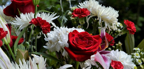 Rosas y Claveles funerario