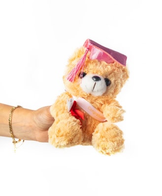 Peluches con birretes para graduaciones