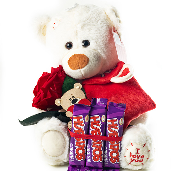 Peluche con rosa eterna para regalar en San Valentín